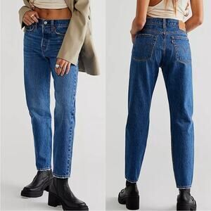NWT Levi’s Wedgie icon high rise jeans 25